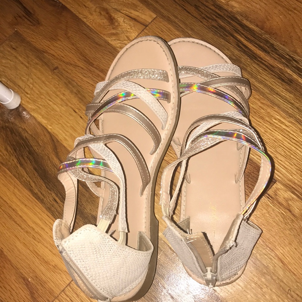 Kids sandals